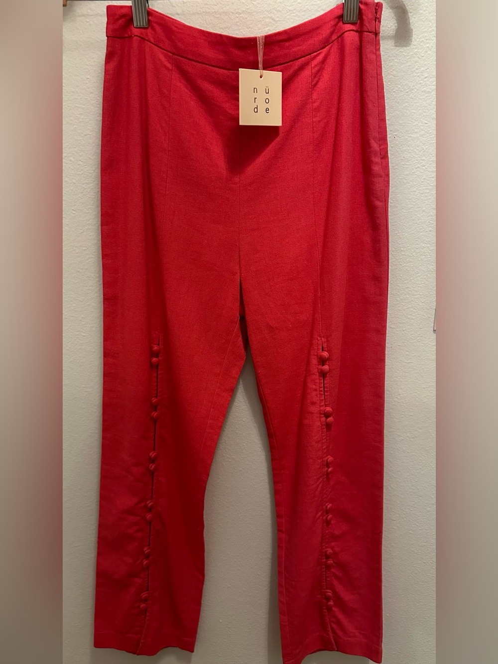 Nürode Linen Blend Coral Button Detail Pants + Billabong Tropical Tank Set